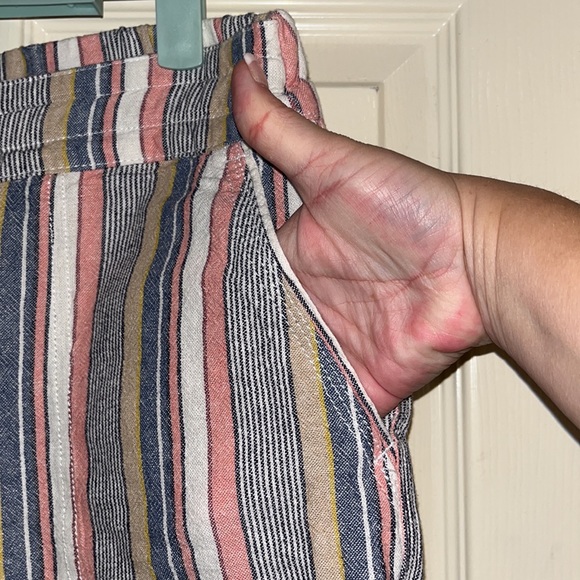 EUC—Per Se—Linen Blend Striped Shorts—Medium - Picture 3 of 8